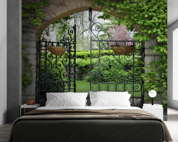 Gate with a stone arch and a green lawn u53418pib84 600x480 - Gate with a stone arch and a green lawn - tegory