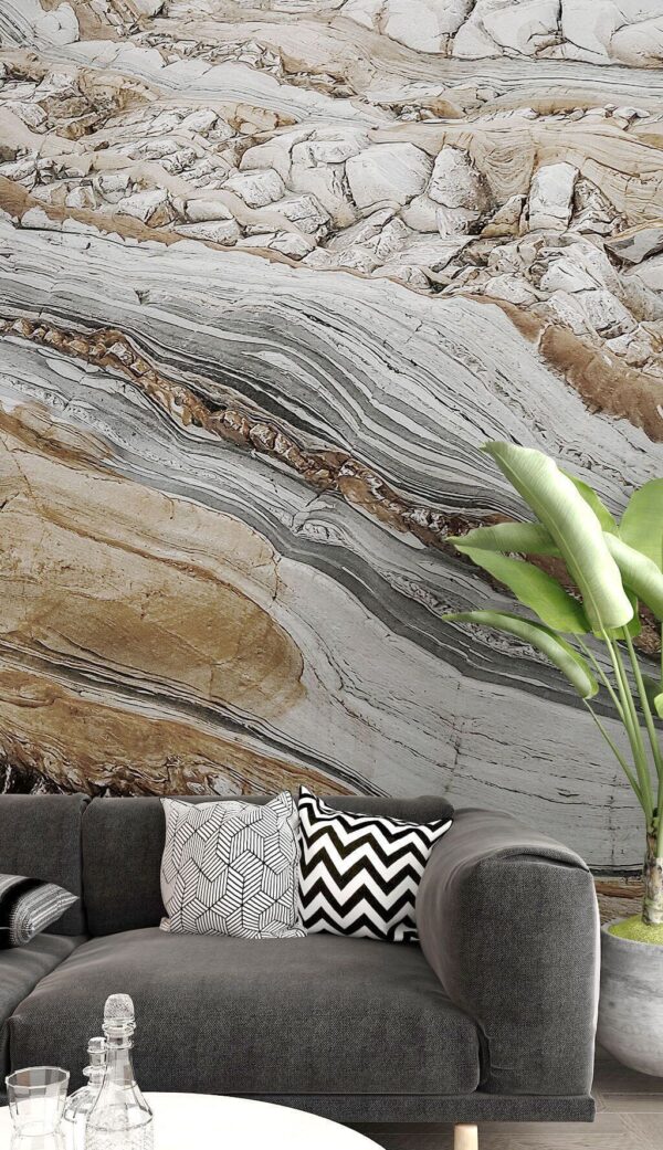 Striking patterns in natural stone Striking patterns in natural stone