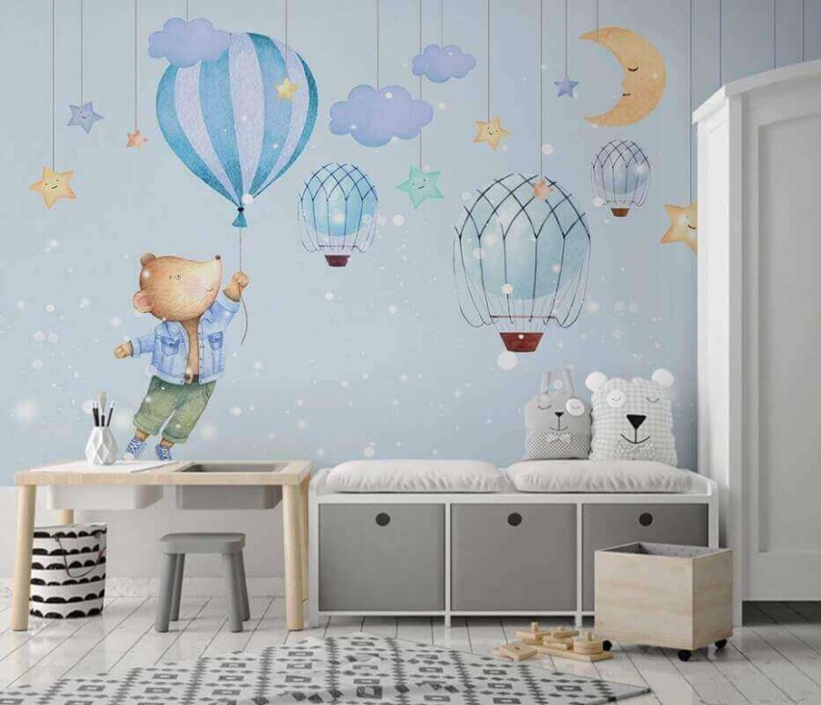 Cartoon bear holding a balloon
