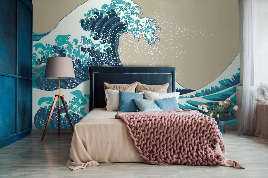 Large wave of water