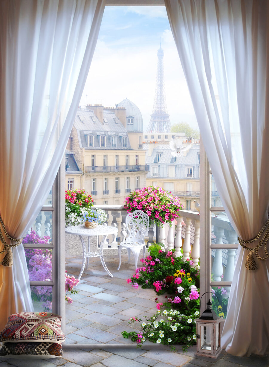 Balcony with a view of the eiffel tower