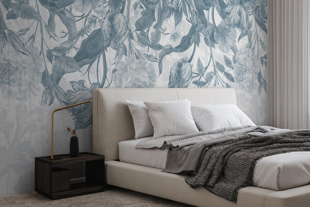 Delicate floral pattern in cool tones