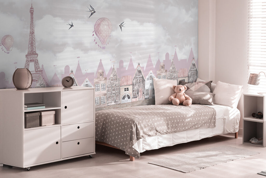Pink and white cityscape with pink balloons and birds flying u94128pir1r 1024x683 - Pink and white cityscape with pink balloons and birds flying