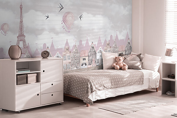 Pink and white cityscape with pink balloons and birds flying u94128pir1r 600x400 - Pink and white cityscape with pink balloons and birds flying