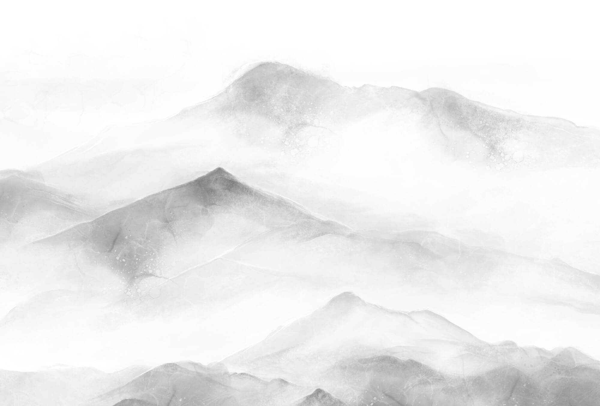 White and gray mountain range